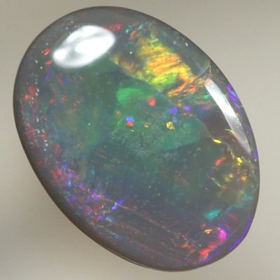 SOLID BLACK OPAL Bright rolling flashes
